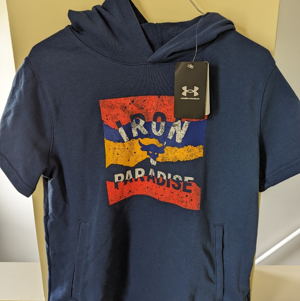 Under Armour short sleeved hoodie
